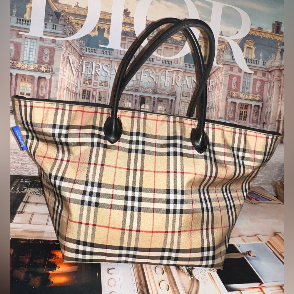Burberrys nova check tote with Burberry charm - Picture 3 of 11